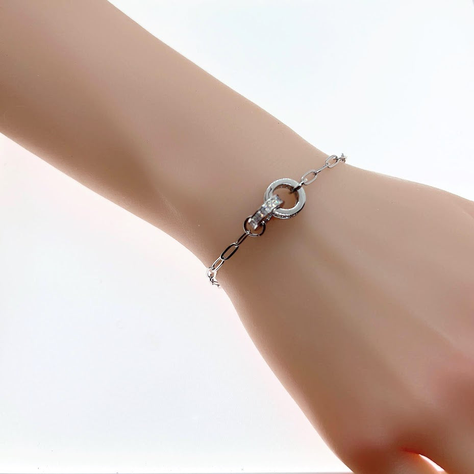 Interlocking Ring Bracelet