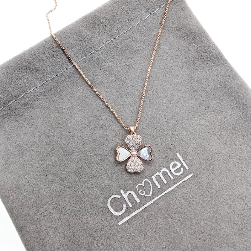 Mother of Pearl Clover Necklace - CHOMEL