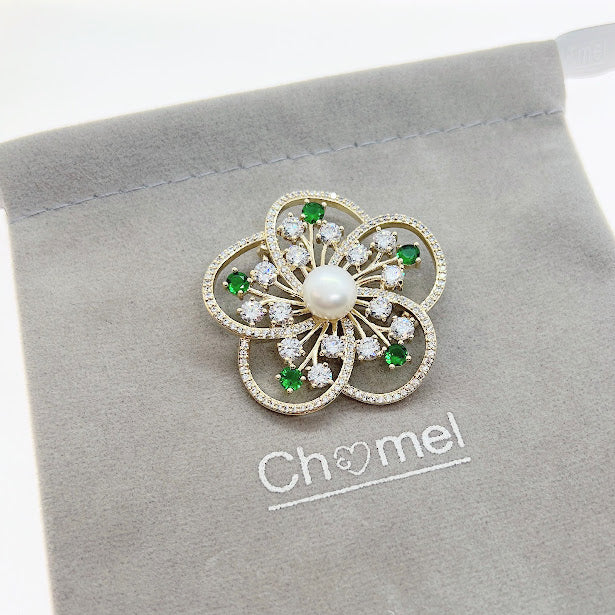 Flower Freshwater Pearl Brooch