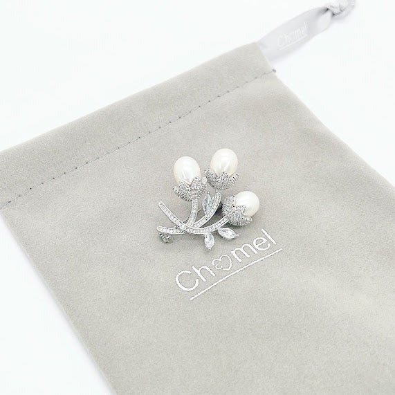 Flower Freshwater Pearl Brooch