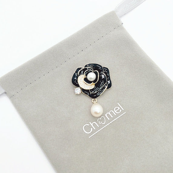 Flower Freshwater Pearl Brooch