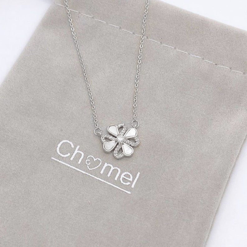 Mother of Pearl Clover Necklace